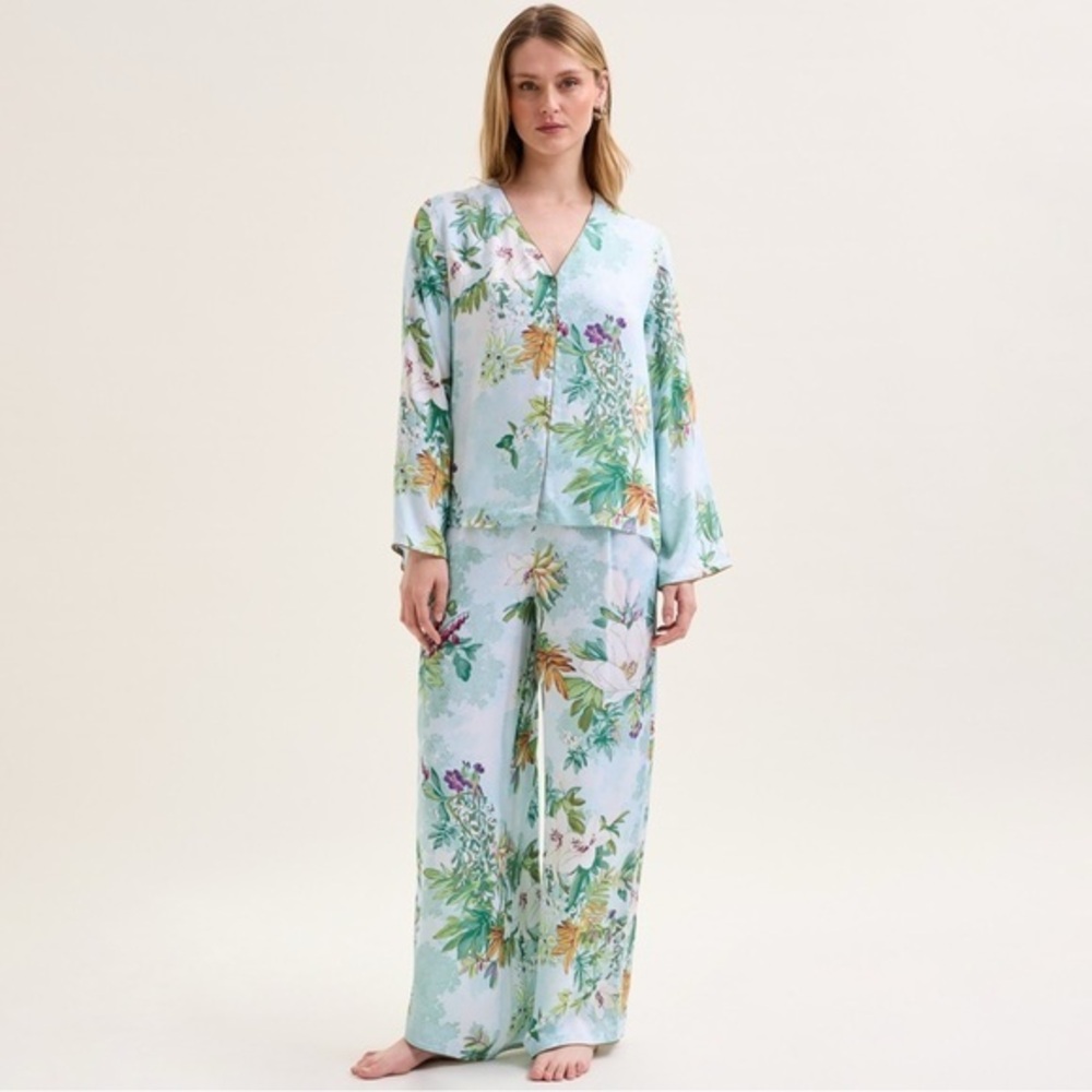 Laurence Tavernier Floral Viscose Lounge Set S French Quiet Luxury Pajama Set